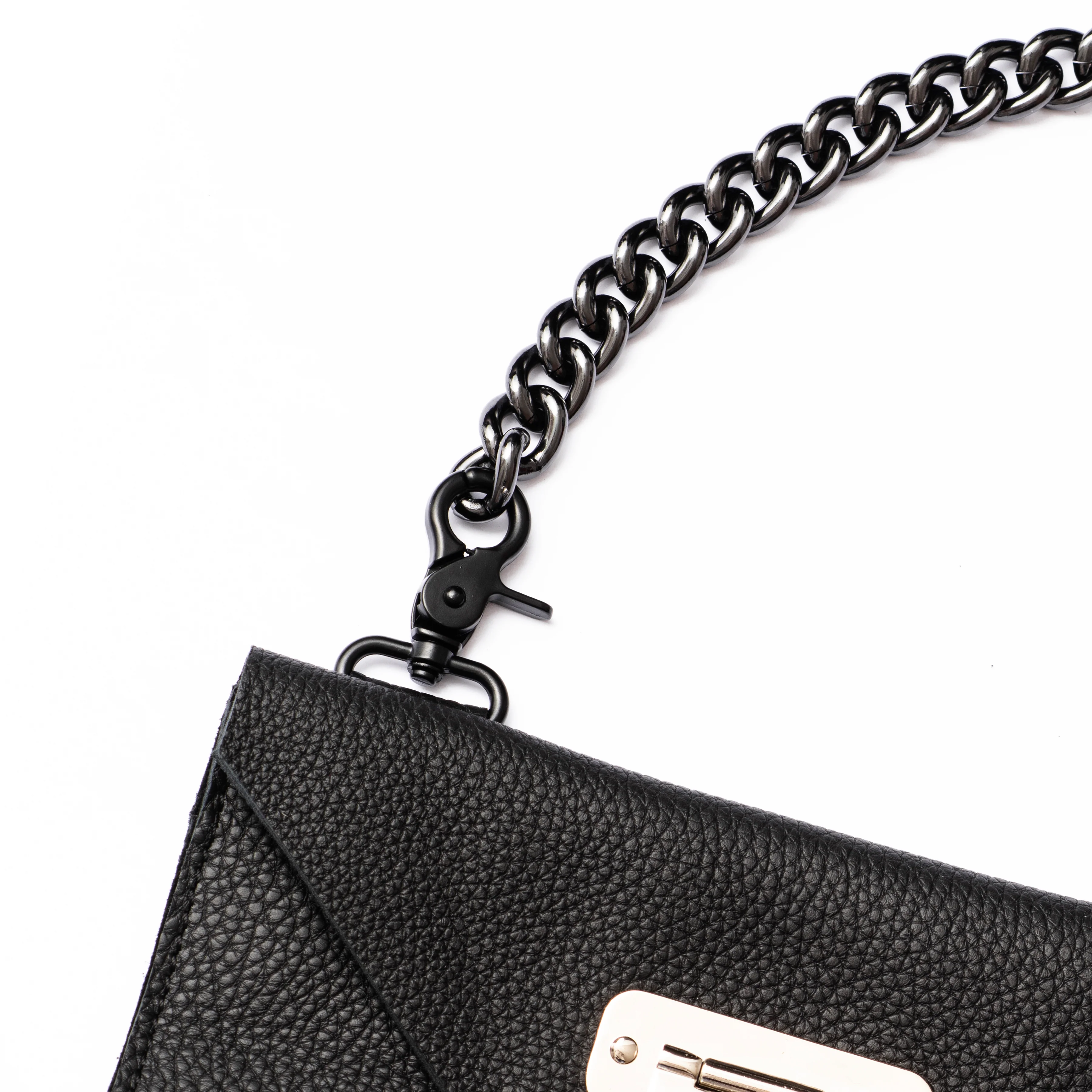Bolsa Black Leather Metallic Details - Image 4