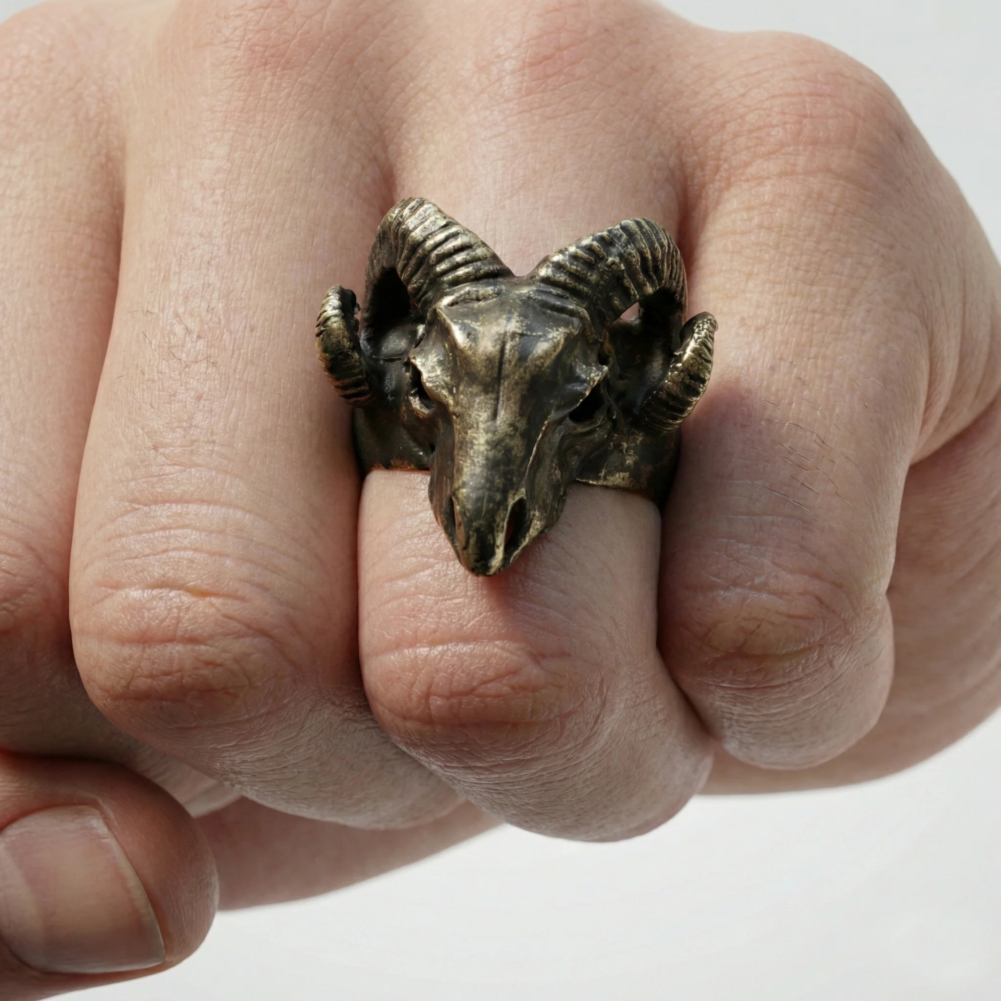 Anillo Carnero Oro Viejo - Image 3